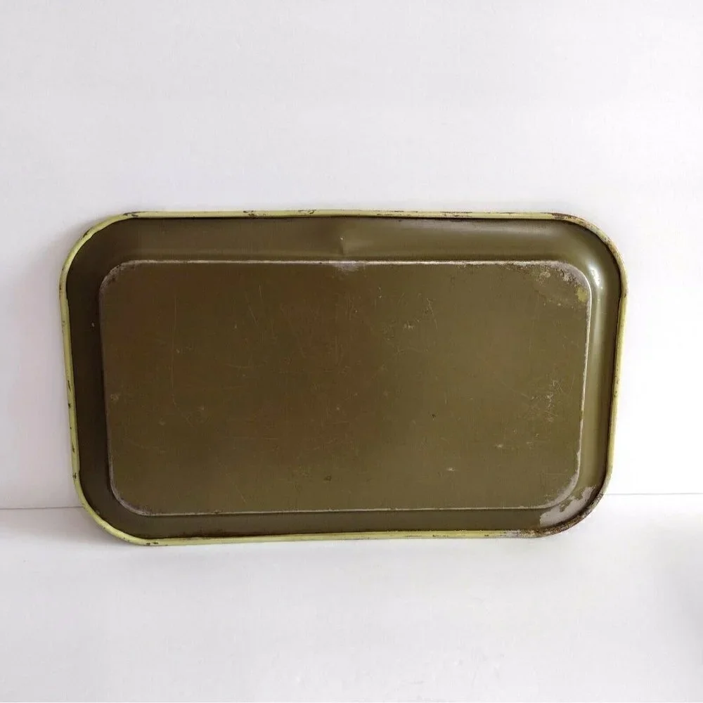 Vintage Acorn Oak Leaves Rustic Tin Serving Trays Red Green Wall Hanging Decor